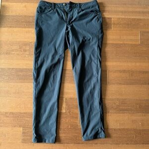 Lululemon ABC pants, slim fit - 30/32, navy blue